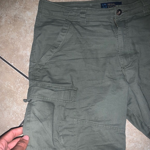 REGAL EXCHANGE NORTS (34) - Picture 3 of 4